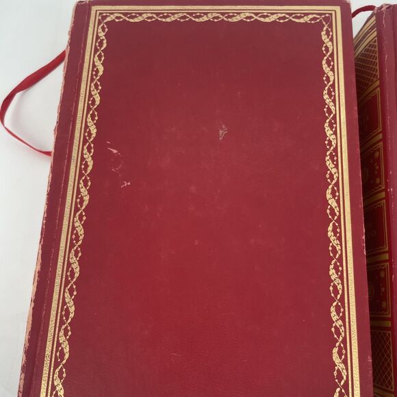 Adolf Hitler Vol 1&2 John Toland International Collectors Library Red Gilt 1976 - Picture 3 of 15